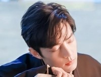 故真眼成的句子