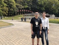 描写两手空空的经典句子