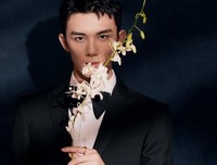 吴磊弟弟真的长大了！综艺吊威亚瞬扒衣尴尬了！