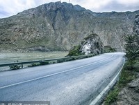 《山路十八湾》的影评大全