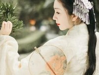 关于此生无悔入古风，来世愿做伞中人的句子
