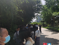 有关阅读与讨论的句子