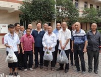 好麻烦朋友，不过心里很温暖