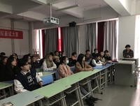 【完满班级】学雷锋精神 扬青春风采