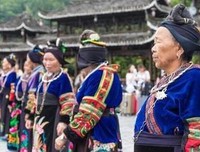 《与君既相逢，何忍轻别离》的句子