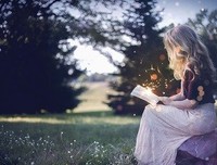有关人间四月天的句子