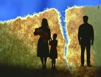 8年感情，1年婚姻，我却在生了孩子27天后选择离婚