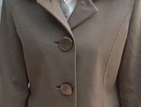 囧在电梯中