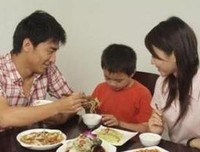一件温暖的小事叫陪你吃饭