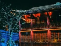 跟时代节拍 敲奋进鼓点