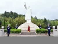 首次参观古田会议纪念馆等地，传承红色精神