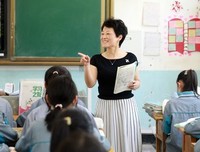 爱洒良文塘 展青春风采