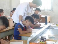 岭南师范学院“三下乡”开展兴趣课堂：书法启蒙课堂