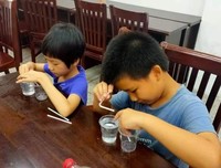 岭师物理学院红星启智队三下乡进社区 ——虹吸现象以及