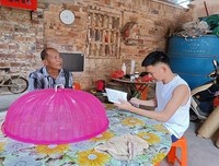 重温入党初心，奋燃红色信念
