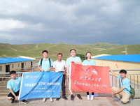 “求真知 助振兴”乡村振兴实践团参观察右中旗养殖基地