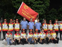 “小草”治安巡逻，共护人民群众安全