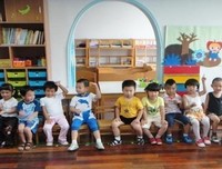 把童年还给孩子，避免幼儿园小学化