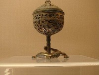 是“个人艺术”还是“古代文物”，不能暧昧不清