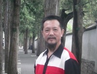 风雨中见彩虹
