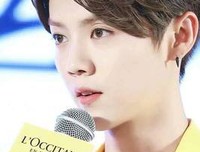 鹿晗表白关晓彤：“余生一起秀恩爱。”