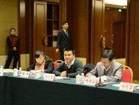 我妈从乡村奋斗到一线城市,供我读大学多不容易,说你是
