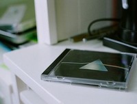 只是不敢告诉你，我依然爱你