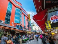 32人“破冰韩国”团一夜成名：学不会反抗的人，会被人