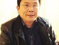 汪国真的语句摘抄_关于汪国真的语句