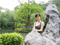 女人的这三个行为，会让男人深深地爱上你！