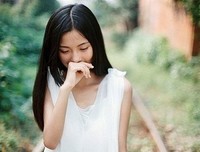 大步向前，不要停留，爱你的人在前方