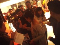 《陌生的荣耀》经典读后感10篇