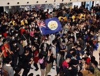老母，不要“走远”