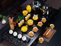 《青瓷 (足本)》的读后感10篇
