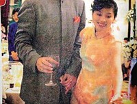 35、叶莉给胡蝶打电话