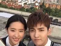 没P图的刘亦菲怎么惨暴成这样了…