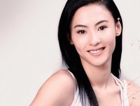 离婚第二天，她把4岁儿子扔下楼 ：女人情绪稳定，对婚