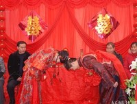 婚礼当天新娘要追加18万彩礼：多少婚姻，都毁在了这一