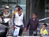 黄圣依当妈只得28分，儿子安迪一句“习惯了”戳痛了无
