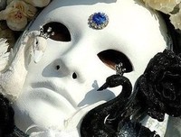 如果世界和爱情都还很 年轻 的读后感10篇