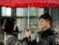 为什么所有男人一见到我，就身不由己吻我摸我！？？？