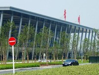 整整攒了十箱蜂