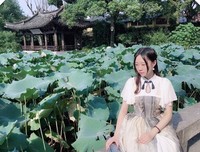 我想和你一屋两人三餐四季