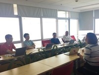 “我终于退出了大学班群”