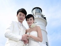 “一年后，我们就各自结婚”