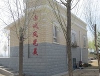 明湖花开