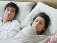 男生吃醋时，会有这些表现