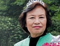 她是香港著名“丑女”，78岁终身未嫁，晚年却……