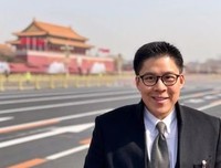 用爱马仕的男人不会娶买不起Coach的你