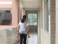 以初心拥抱童心，以爱换来 信任 